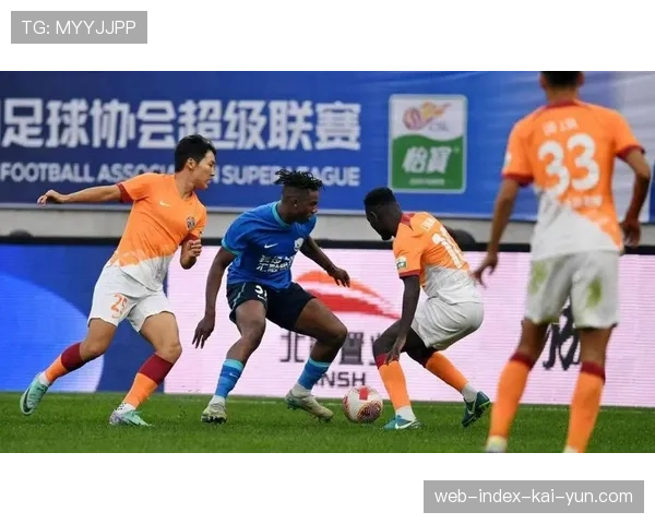 纳萨里奥迈达纳留用河南，俱乐部选择维持防守体系稳定